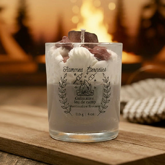 Guimauve et feu de camp